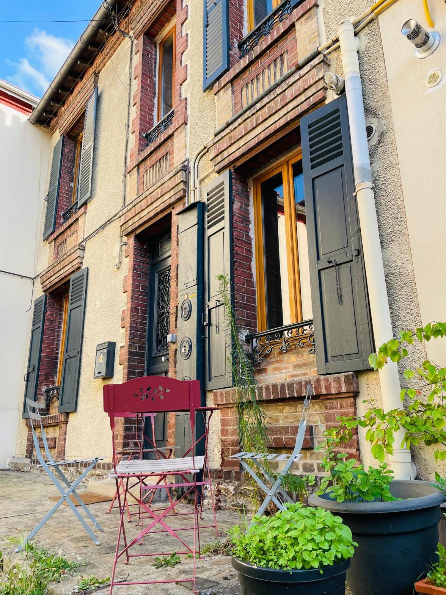 Maison De Ville - Paris En 15 Mn ! - 4 Pers- 1 Bebe - Vintage & Music ! Groslay Esterno foto